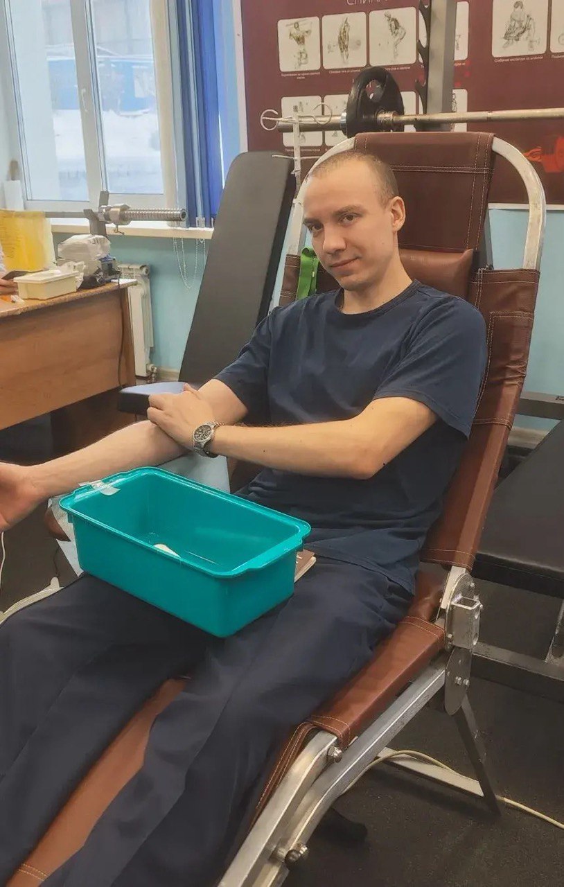 Молодые сотрудники, недавно пришедшие на службу в учреждения красноярского ГУФСИН, и их наставники приняли участие в акции по добровольной сдаче донорской крови Молодые сотрудники, недавно пришедшие на службу в учреждения красноярского ГУФСИН, и их наставники приняли участие в акции по добровольной сдаче донорской крови