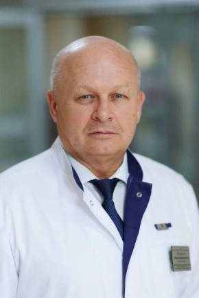 Начальнику краевого госпиталя ветеранов войн Алексею Подкорытову вручили медаль «За заслуги перед отечественным здравоохранением»