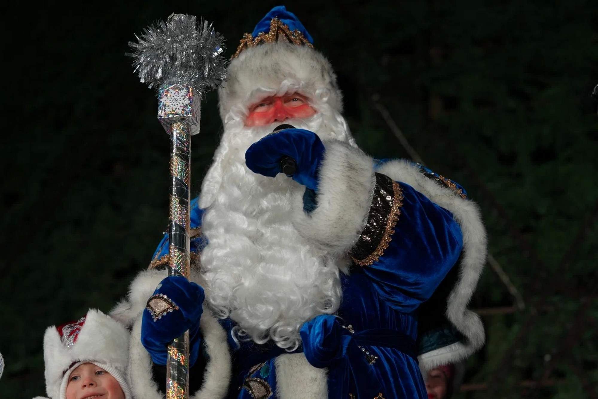 Сегодня на острове Татышев открылась главная городская ёлка Сегодня на острове Татышев открылась главная городская ёлка