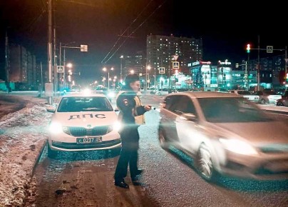 Более 60 автомобилей забрали у пьяных рецидивистов в Красноярске за 2025