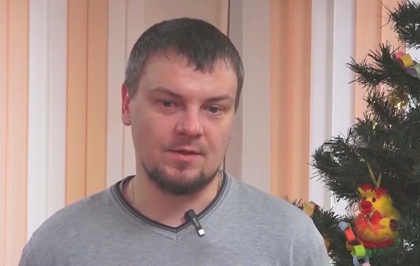 Железногорец Артем Шеломенцев спас от телефонных мошенников пожилую 67-летнюю женщину, которую обманули по классической схеме Железногорец Артем Шеломенцев спас от телефонных мошенников пожилую 67-летнюю женщину, которую обманули по классической схеме