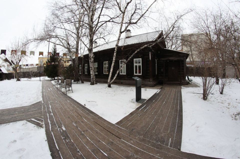 � ����������� ������ ����� � �����, ������ �� ������� ������� ��������