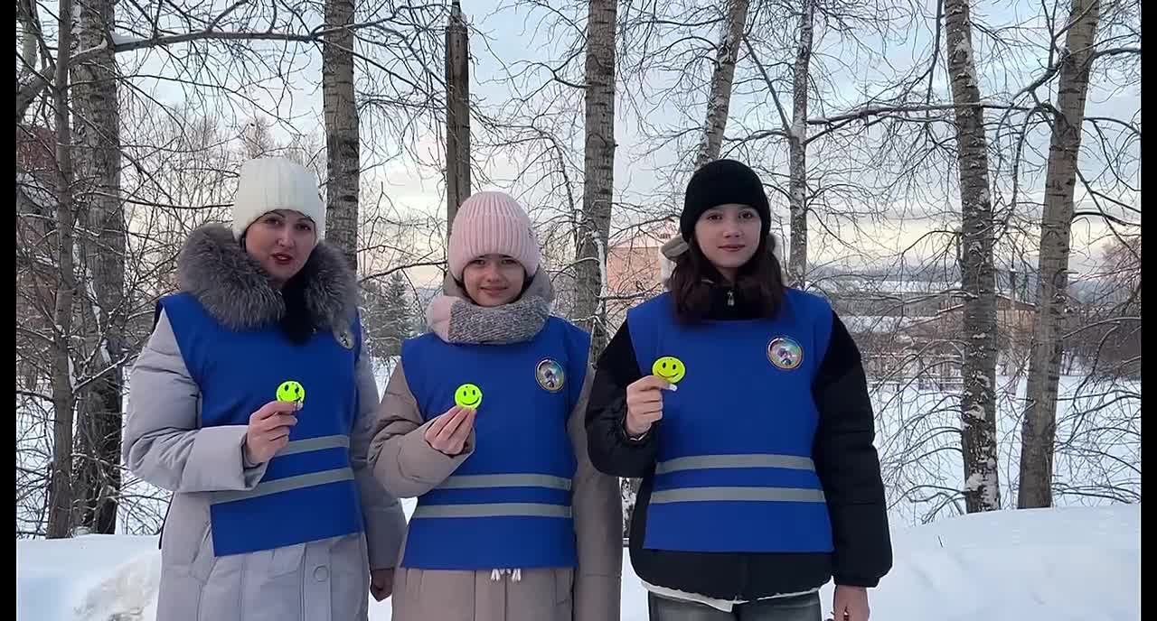 «В Зеленогорске живут самые светлые люди» - профилактическая акция от автоинспекторов и отрядов ЮИД прошла в городе