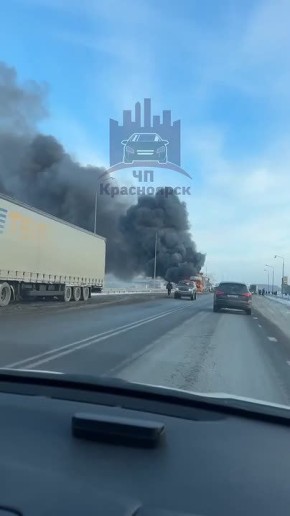 Автовоз загорелся в районе посёлка Сухая Балка