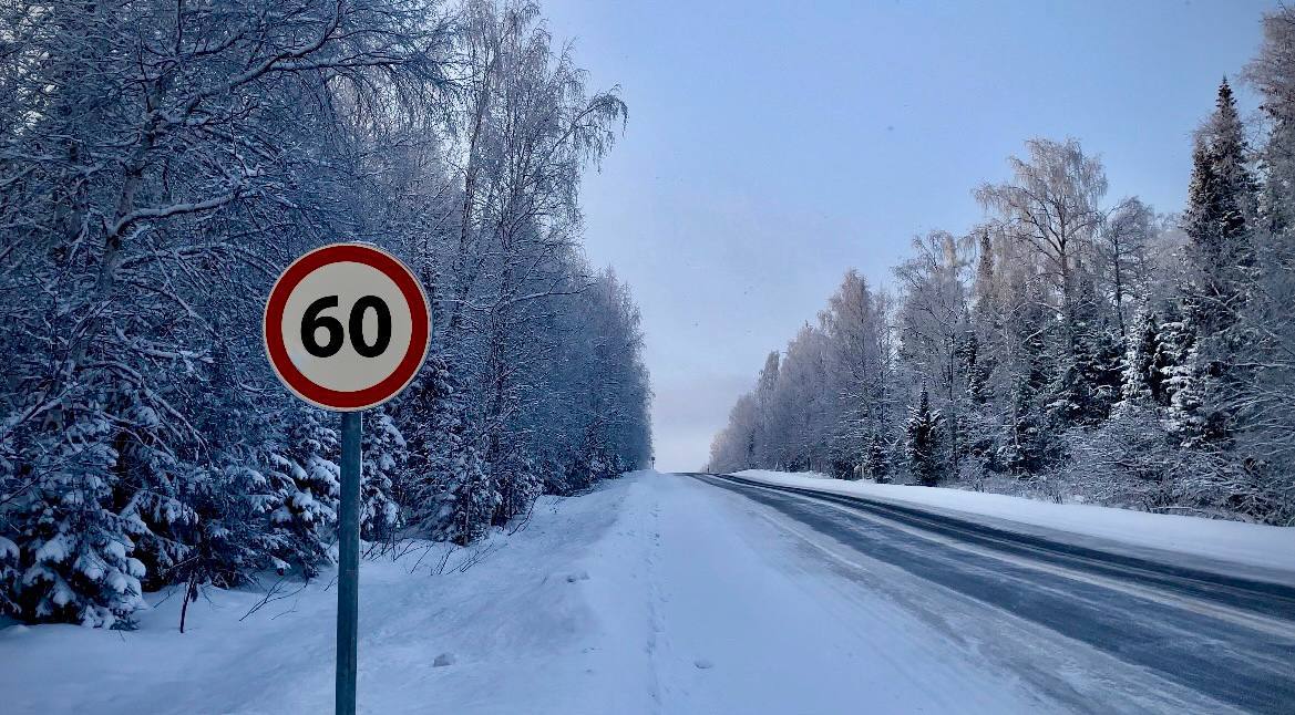 Сотрудники Госавтоинспекции напоминают о правилах безопасности при выезде на загородные трассы
