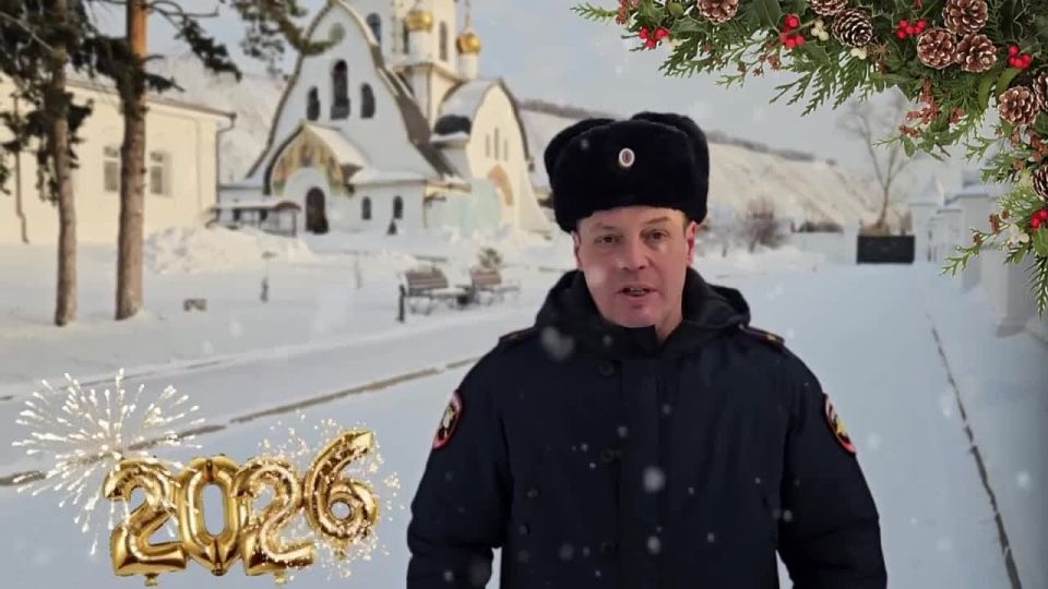 С Рождеством Христовым!. Рождество – это всеми любимый и долгожданный семейный праздник, наполненный атмосферой чуда