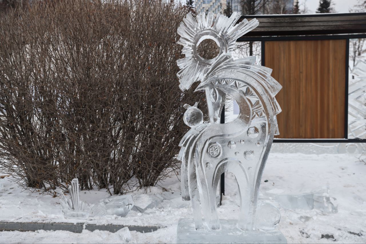 В Красноярске продолжается юбилейный фестиваль «Волшебный лед Сибири» В Красноярске продолжается юбилейный фестиваль «Волшебный лед Сибири»