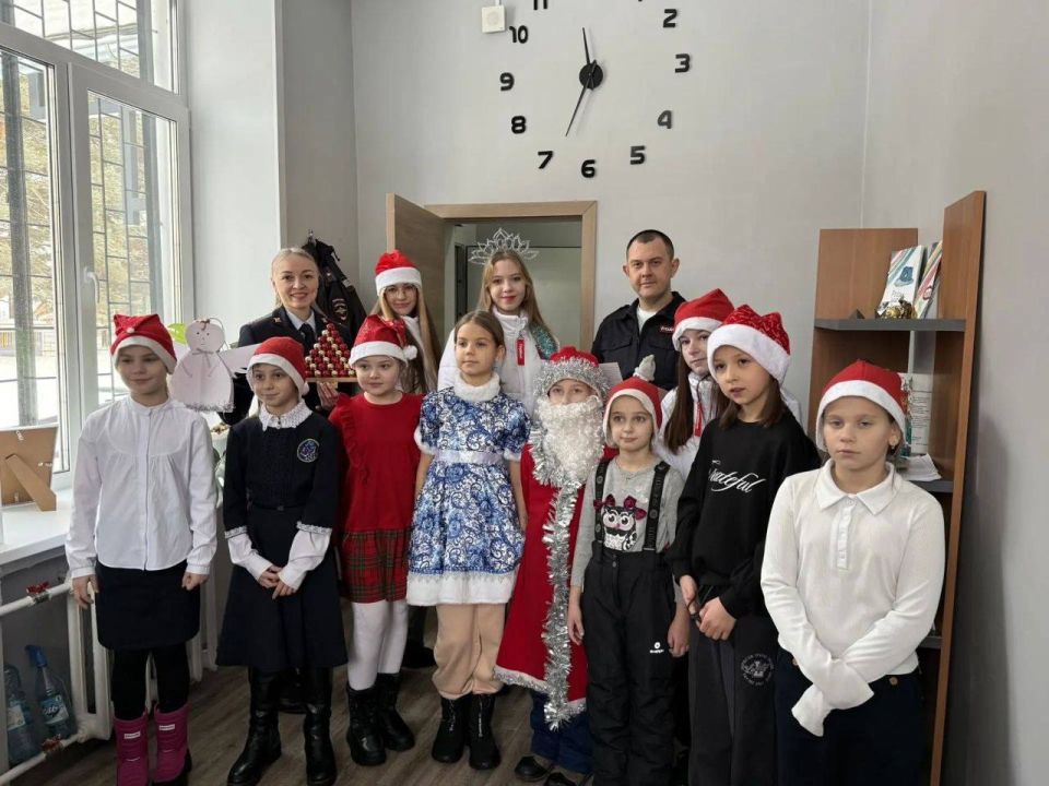 Новогодние истории доброты и заботы от полиции Красноярского края