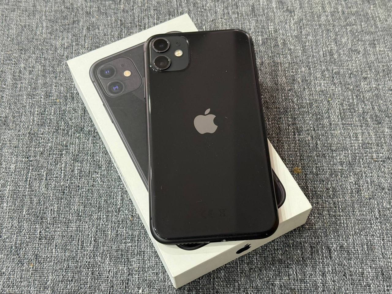 Возвратно утеряно: в Красноярске сотрудники полиции вернули потерпевшему похищенный сотовый телефон