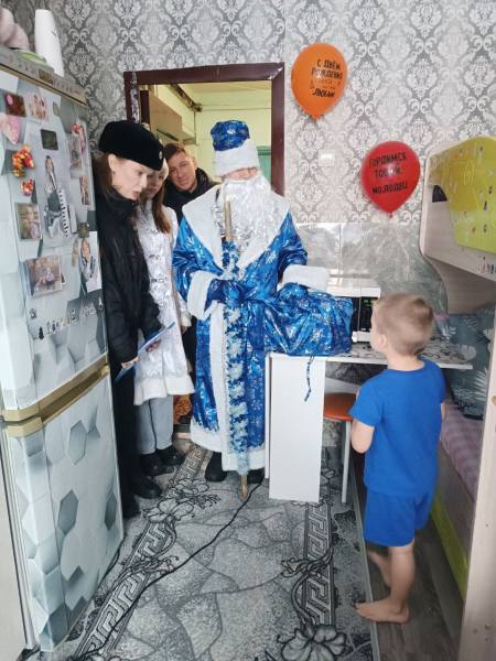 Новогодние истории доброты и заботы от полиции Красноярского края Новогодние истории доброты и заботы от полиции Красноярского края