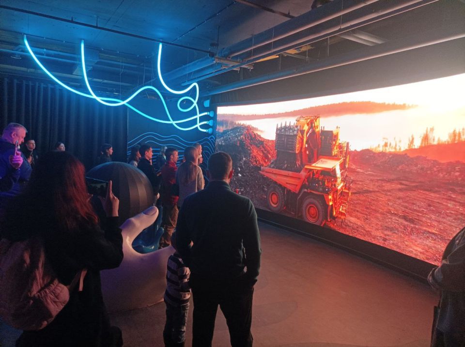 Осужденные к принудительным работам, отбывающие наказание в г. Красноярске, посетили национальный центр «Россия»