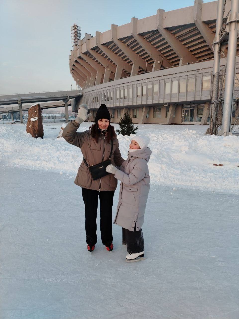 Новогодние каникулы с пользой: полицейские Красноярска вышли на лёд в День фигурного катания Новогодние каникулы с пользой: полицейские Красноярска вышли на лёд в День фигурного катания
