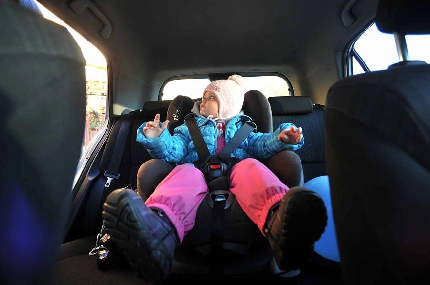 Усилена административная ответственность за нарушение правил безопасности при перевозке детей