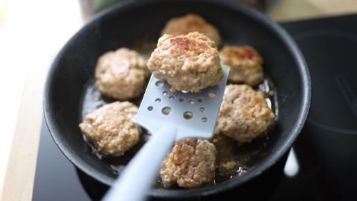 Секретный ингредиент: как накормить всю семью котлетами, если фарш почти закончился