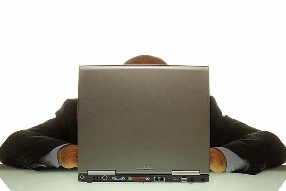 Онлайн-сервисам запретят автоматически списывать деньги за подписки без явного согласия россиян