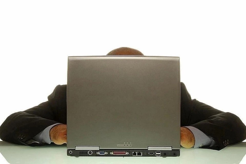 Онлайн-сервисам запретят автоматически списывать деньги за подписки без явного согласия россиян