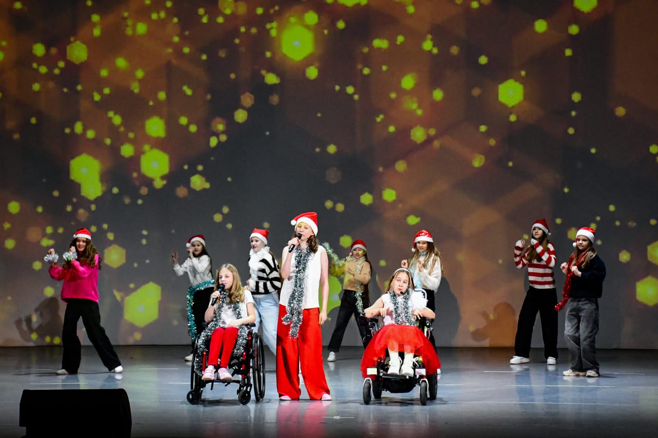 В Красноярске подвели итоги IV межрегионального фестиваля-конкурса любительских роликов «Многодетность – это счастье!» В Красноярске подвели итоги IV межрегионального фестиваля-конкурса любительских роликов «Многодетность – это счастье!»