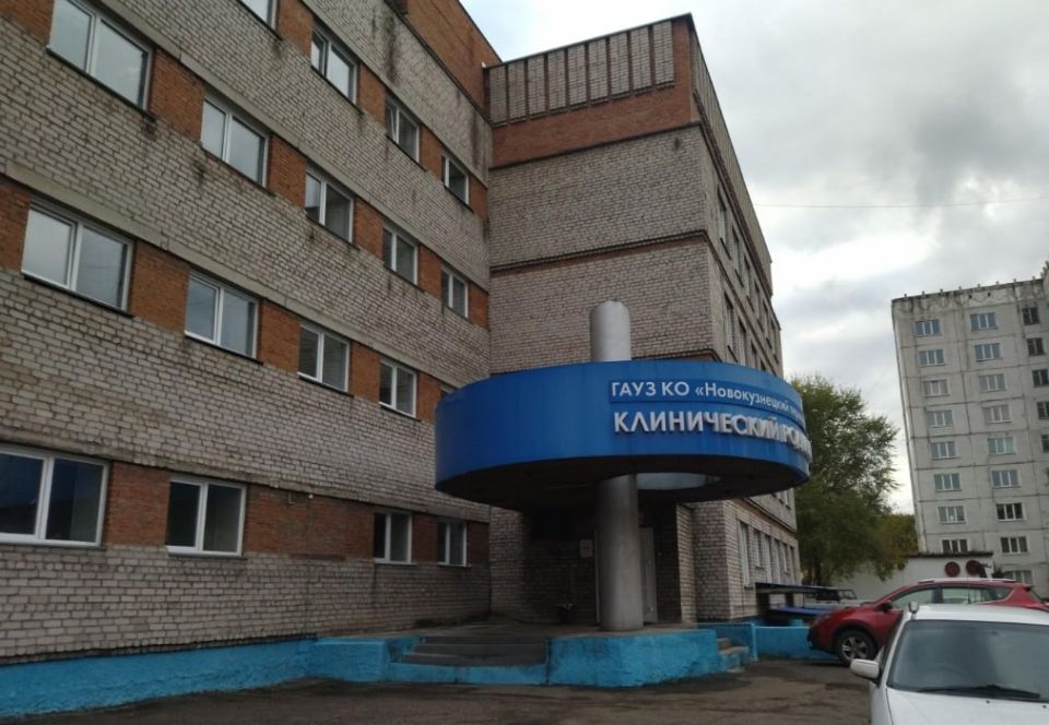 Главный врач новокузнецкой больницы отрицает вину врачей в случае гибели 9 младенцев в роддоме