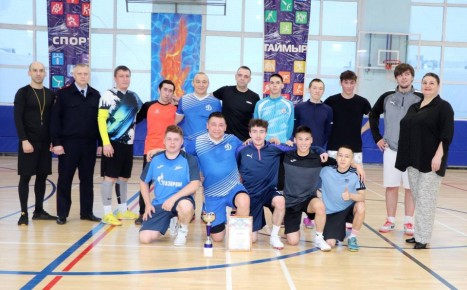 �� ������� ������ ������� � �������� ������� ������� � ����-�������