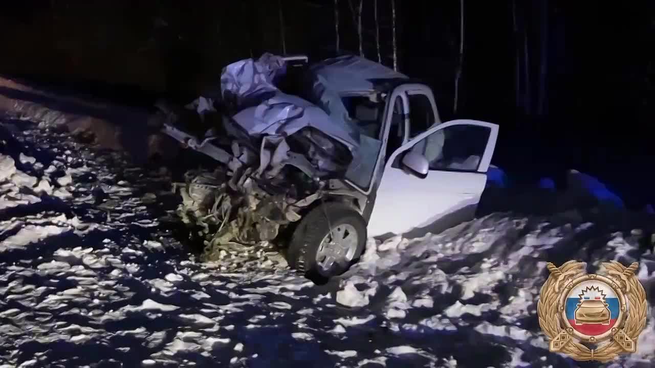 В Тайшетском округе в результате выезда на встречную полосу пострадал водитель