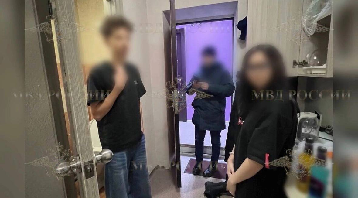 Красноярские следователи нашли «похищенного» подростка и задержали его сообщницу