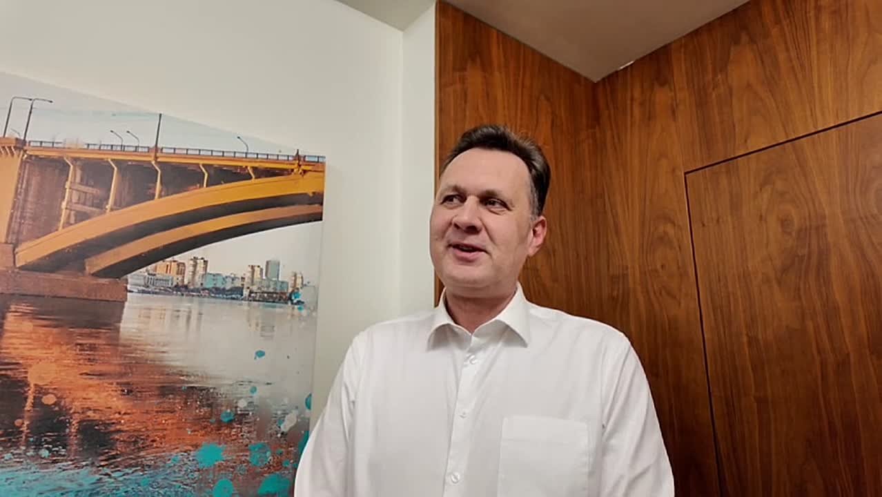 Глава города Сергей Верещагин принял участие в блиц-опросе ко Дню студента