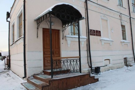 Житель Енисейска предстанет перед судом за избиение главы города