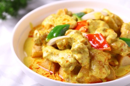 Невероятное карри с курицей и кокосом