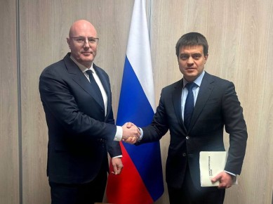 Дмитрий Чернышенко провел рабочую встречу с губернатором Красноярского края Михаилом Котюковым