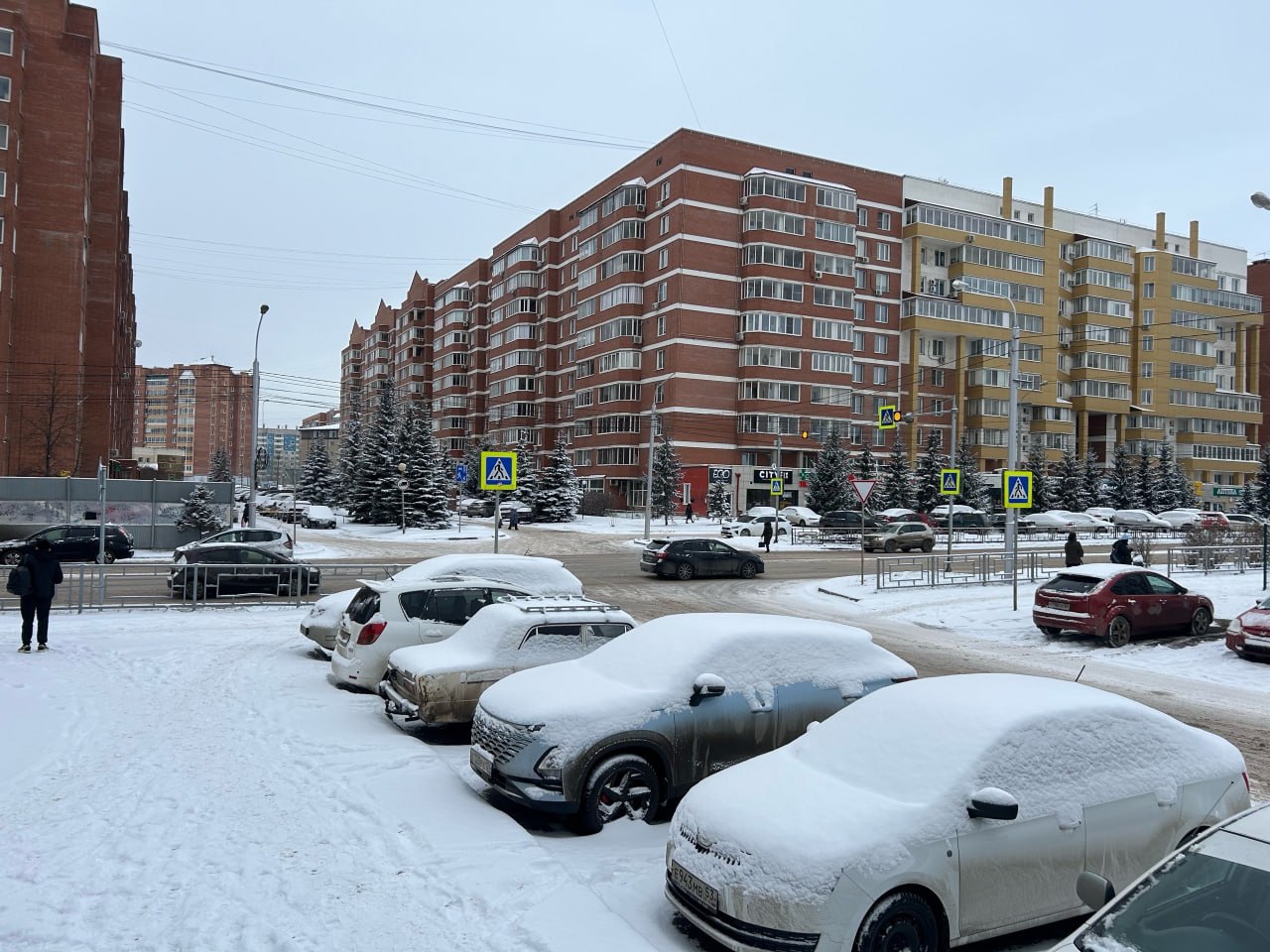 Снегопад как чрезвычайная ситуация должен стать уважительной причиной опоздания на работу или учебу