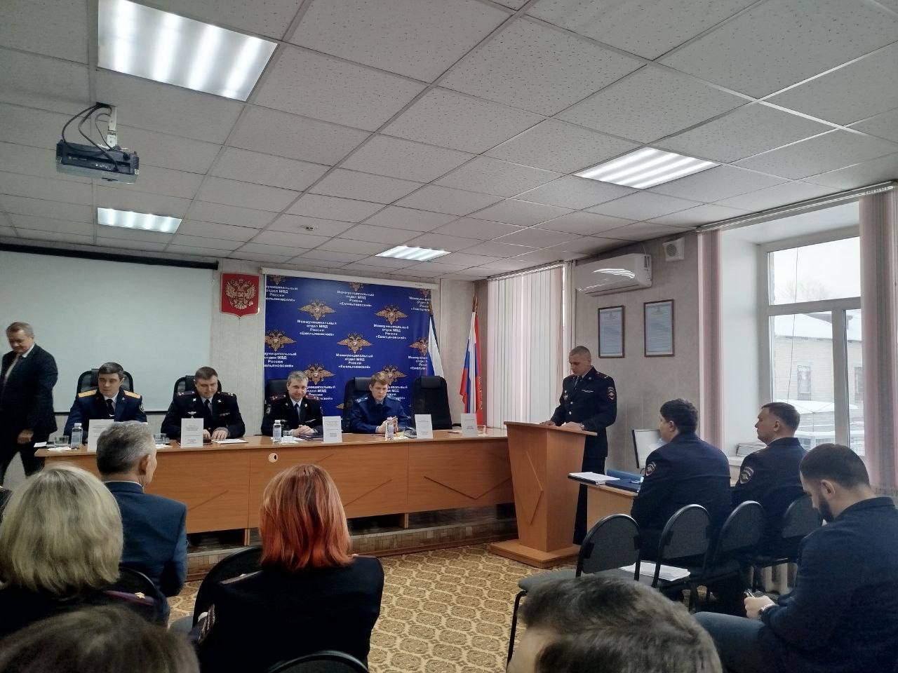 В МО МВД России «Емельяновский» подвели итоги 2025 года В МО МВД России «Емельяновский» подвели итоги 2025 года