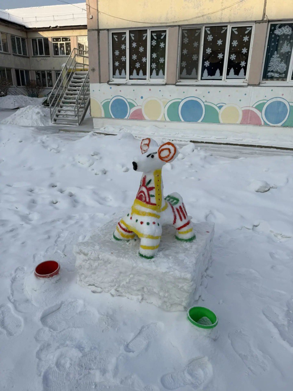 Вот такие сказочные животные «поселились» во дворе детского сада №8 Вот такие сказочные животные «поселились» во дворе детского сада №8