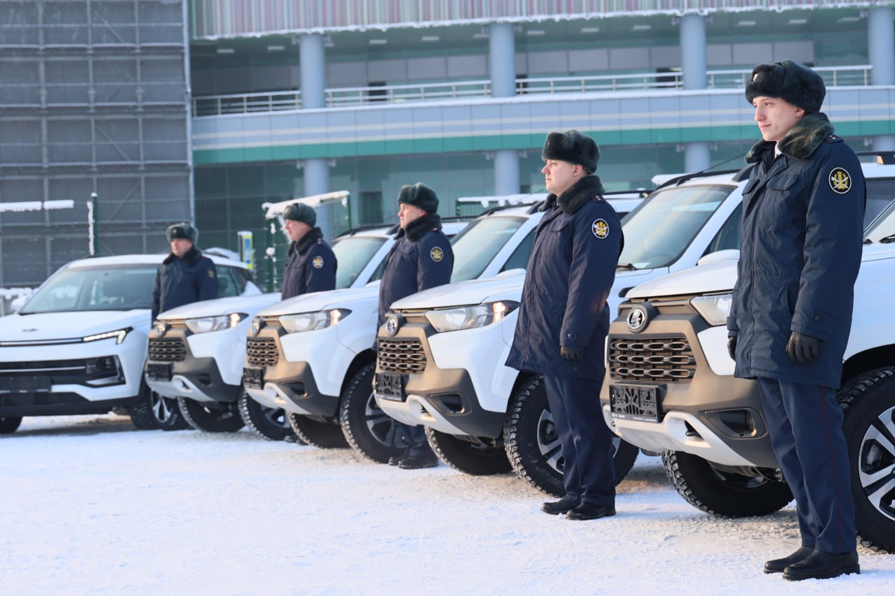 23 новых автомобиля получили подразделения уголовно-исполнительной системы Красноярского края от Правительства региона 23 новых автомобиля получили подразделения уголовно-исполнительной системы Красноярского края от Правительства региона