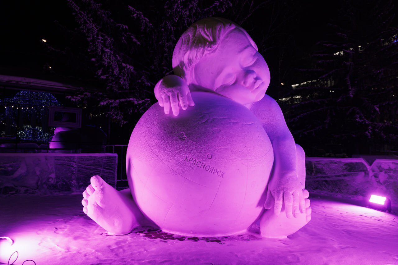 На улице потеплело – самое время увидеть магию «Волшебного льда Сибири» в деталях