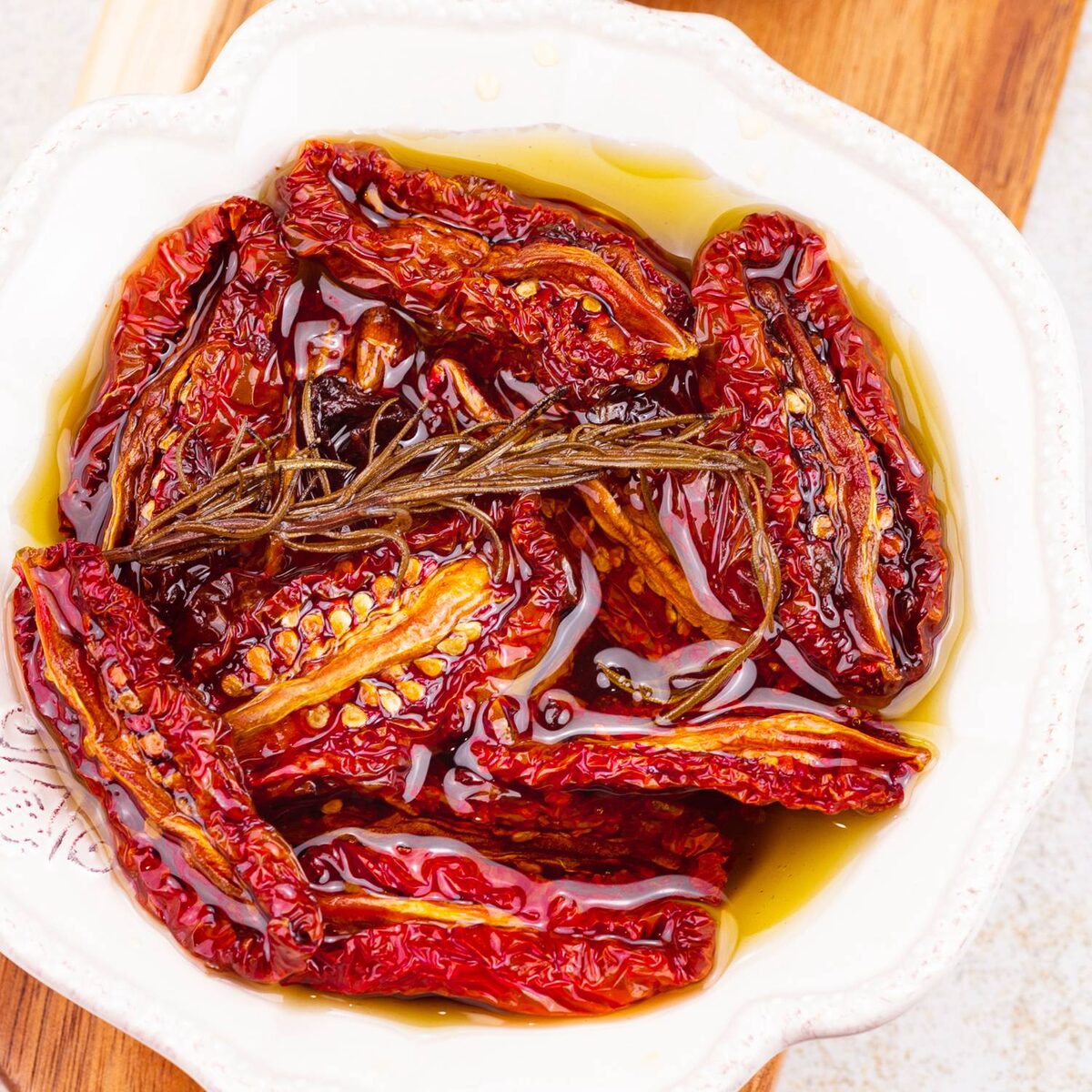 Как правильно вялить помидоры на зиму: пошаговый гид