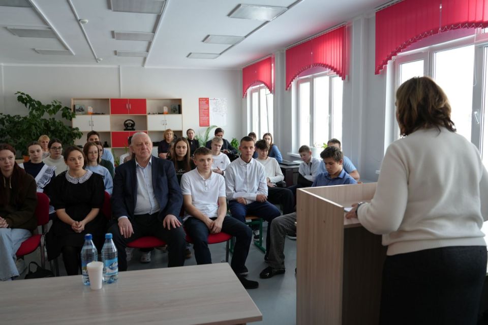 ���� ���� � ������ ������: ������� ������� ������ � ������� ��������� � �����������