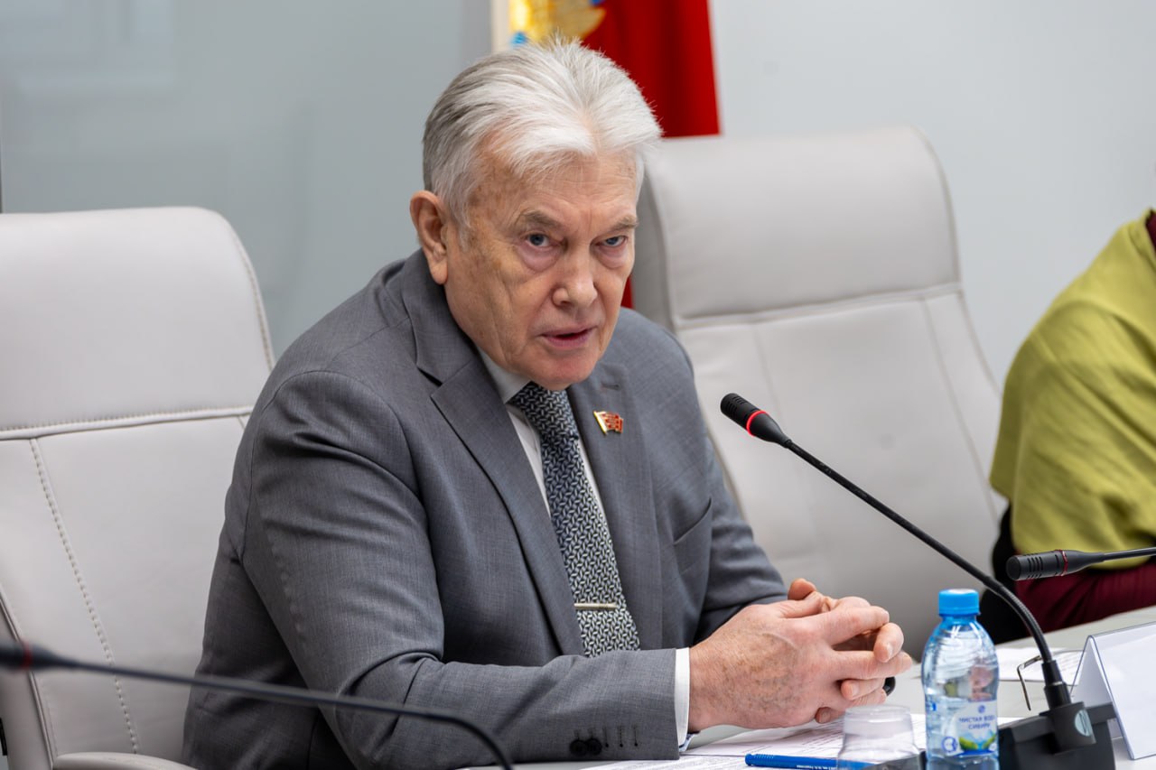 В Законодательном Собрании обсудили ход капитального ремонта школ и детсадов В Законодательном Собрании обсудили ход капитального ремонта школ и детсадов