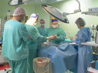 ������� ������� ����������� �������� ������� ��������� 200-� �������������� ��������� ����� � 100-� ��������� ������