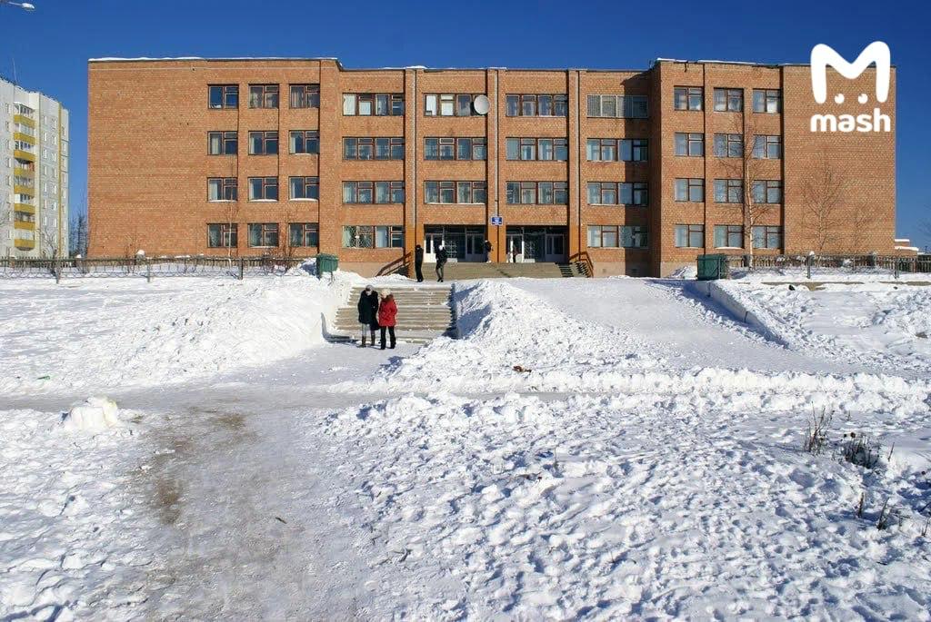 Школьница ударила ножом одноклассницу в Красноярском крае — это уже второй инцидент с нападением в российских учебных заведениях за сегодня