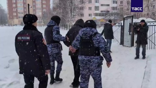 Кадры задержания подростка, устроившего стрельбу в школе Уфы, публикует ТАСС