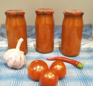 Как приготовить домашний кетчуп, который исчезает за считанные минуты