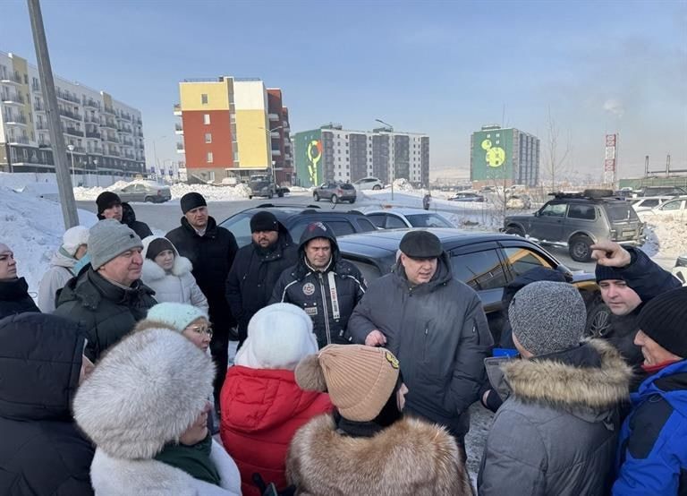 ����� 600 ������� ������� ������� � ������ � �������� ��������� � ��������