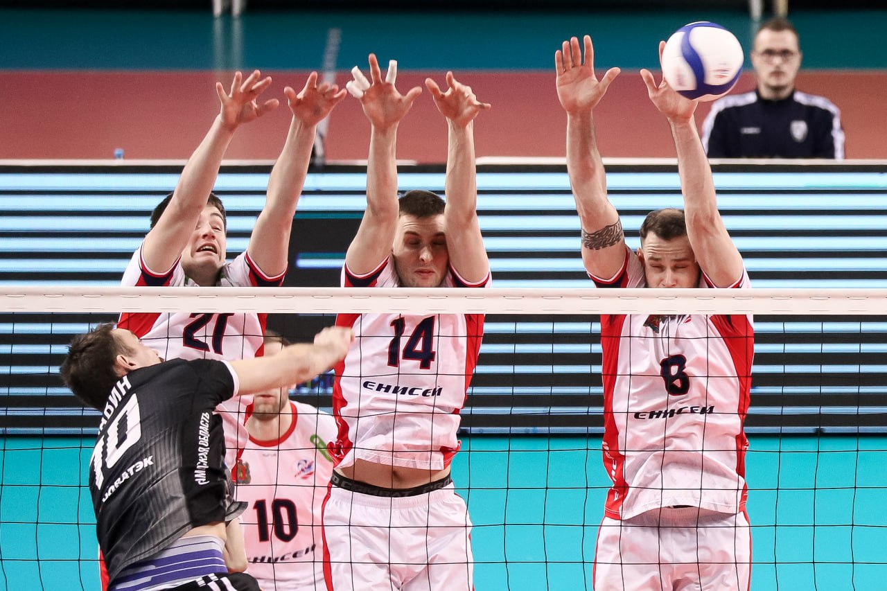 Волейболисты «Енисея» победили «Нову» из Новокуйбышевска со счетом 3:1 Волейболисты «Енисея» победили «Нову» из Новокуйбышевска со счетом 3:1