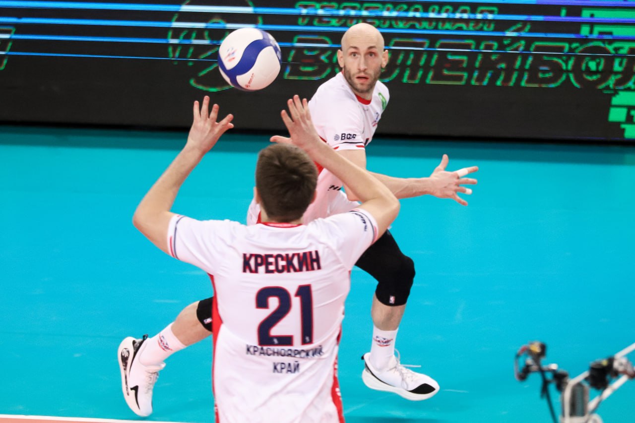 Волейболисты «Енисея» победили «Нову» из Новокуйбышевска со счетом 3:1 Волейболисты «Енисея» победили «Нову» из Новокуйбышевска со счетом 3:1