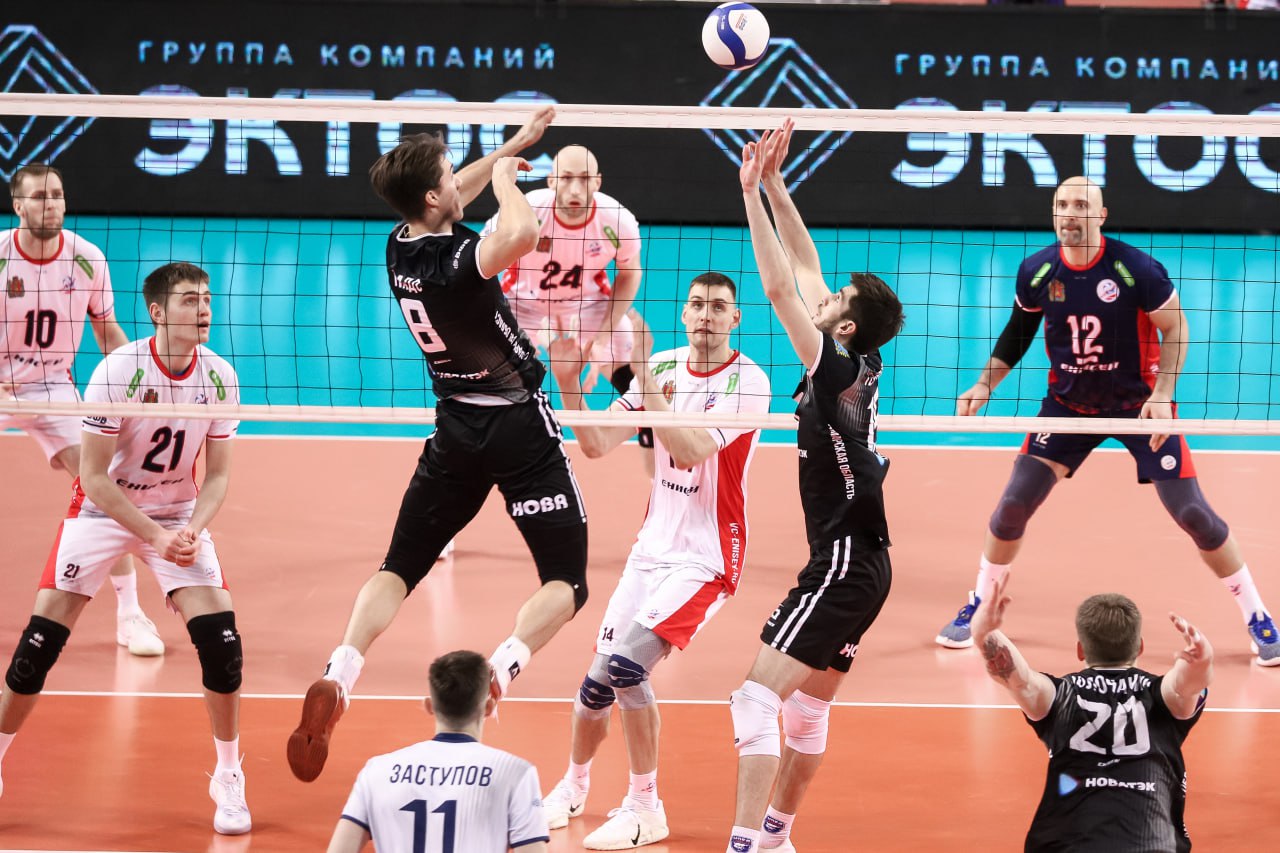 Волейболисты «Енисея» победили «Нову» из Новокуйбышевска со счетом 3:1 Волейболисты «Енисея» победили «Нову» из Новокуйбышевска со счетом 3:1