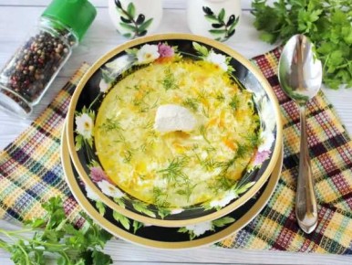 Кудрявый суп с яйцом и курицей: уютный рецепт для всей семьи