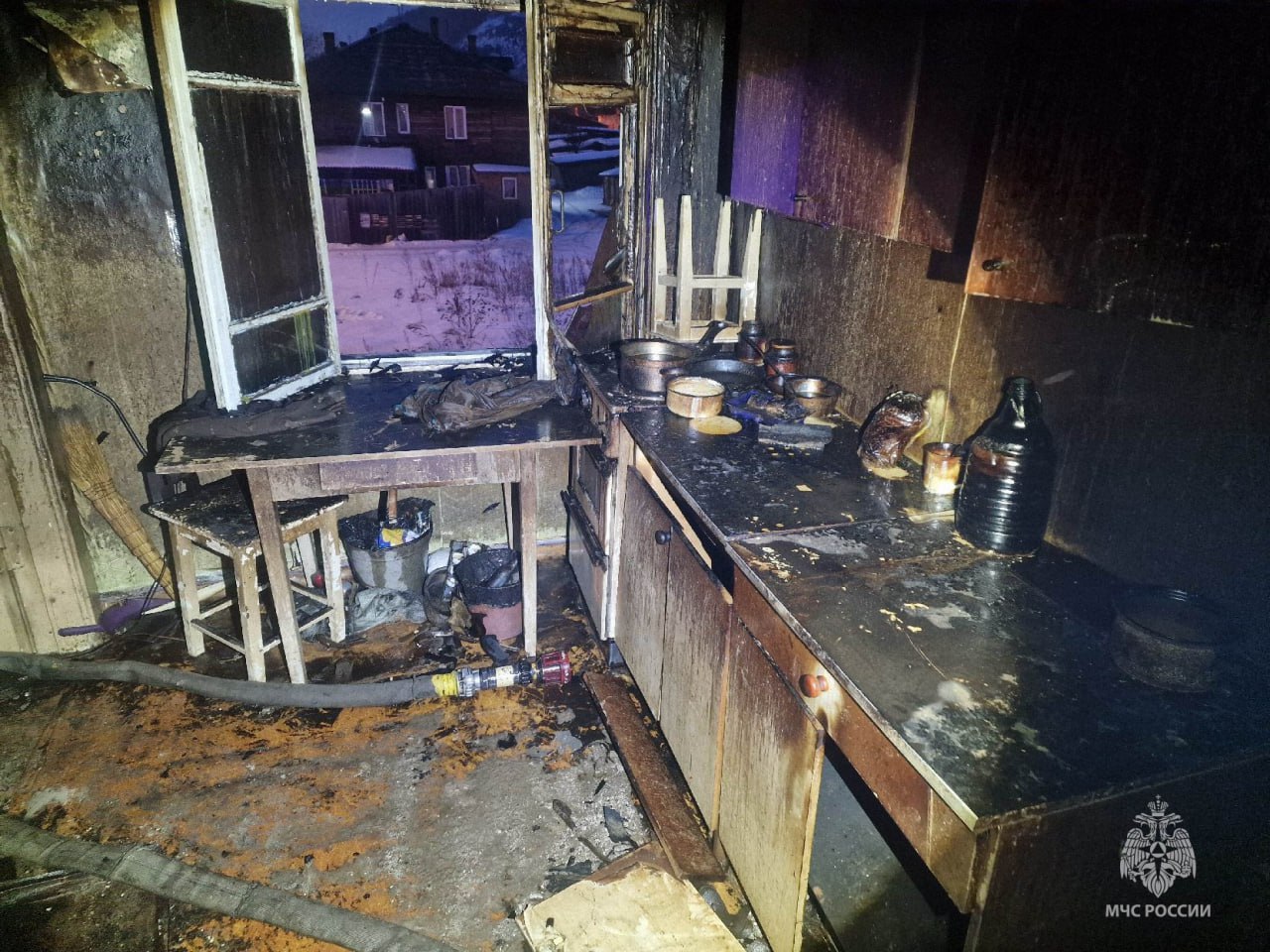 Мужчина погиб на пожаре в Красноярске из-за непотушенной сигареты Мужчина погиб на пожаре в Красноярске из-за непотушенной сигареты