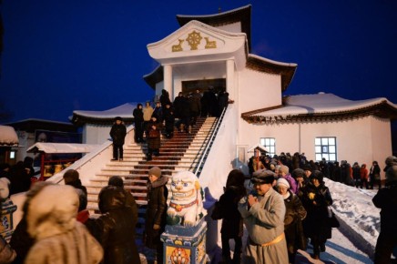 Тувинцы и буряты празднуют буддийский новый год