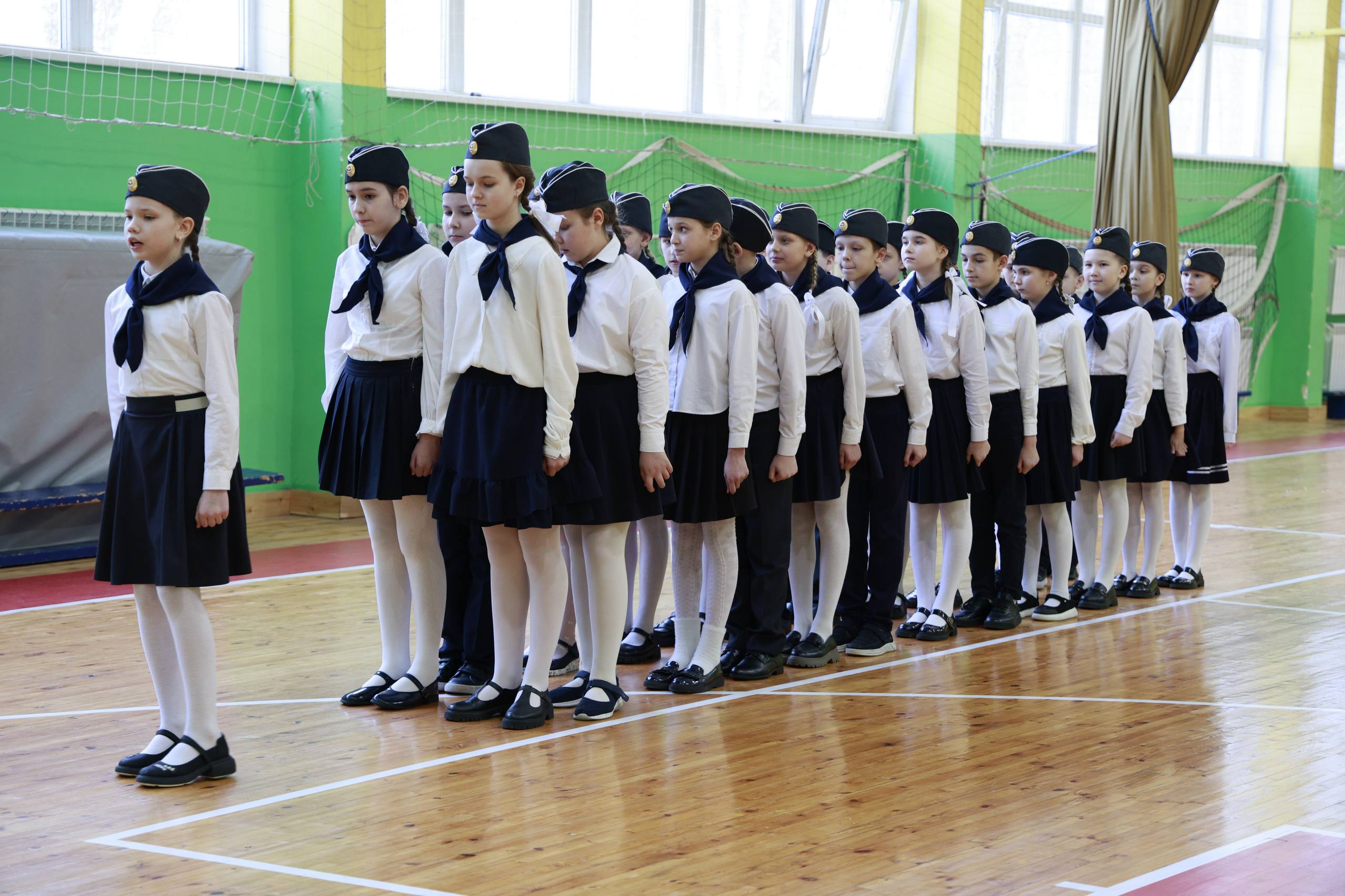 Сотрудники ГУФСИН провели патриотическое мероприятие для учащихся красноярской Гимназии №13 «Академ» Сотрудники ГУФСИН провели патриотическое мероприятие для учащихся красноярской Гимназии №13 «Академ»