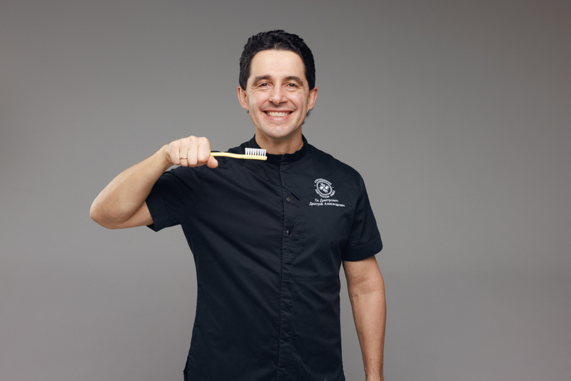 Три причины искусственного блеска: как избежать неестественной улыбки?